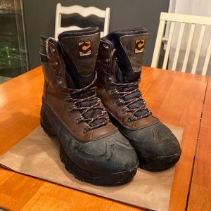 Chinook ‘Ice Breaker’ mens steel toe waterproof boots size 13